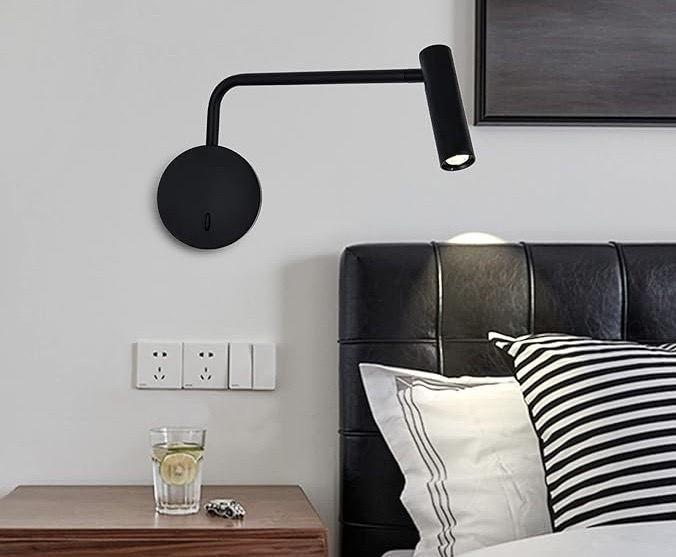 Lampada da parete con porta USB