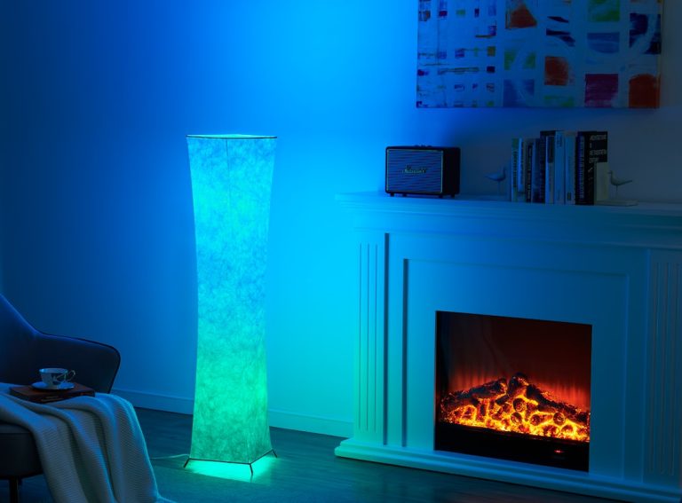 Lampada da terra ad arco in stile rattan