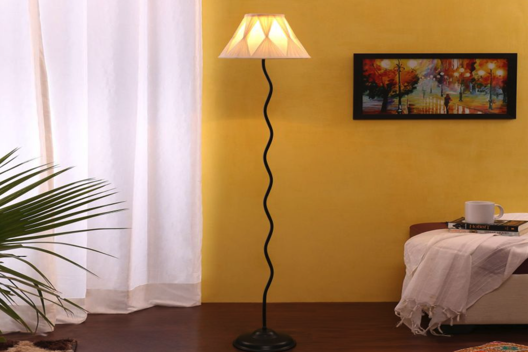 Lampada da terra a tenda